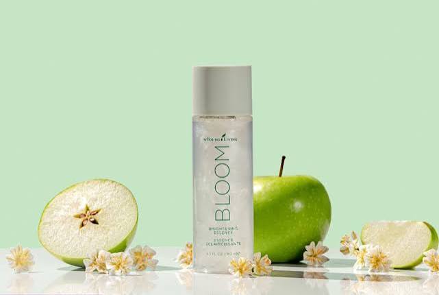 Young Living BLOOM Brightening Essence