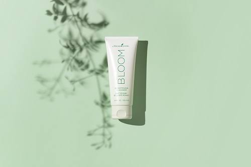 Young Living BLOOM Brightening Cleanser